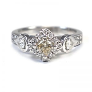 custom jewellery Sunshine Coast - engagement rings Gympie
