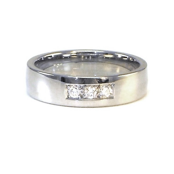 master jeweller Sunshine Coast - handmade engagement rings Noosa