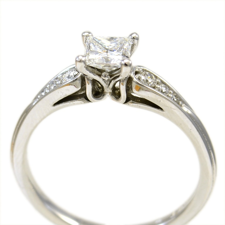 handmade engagement rings Sunshine Coast - wedding rings Caloundra