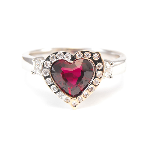 custom engagement rings Sunshine Coast - handmade wedding rings Maroochydore
