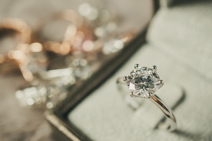 antique jewellery cooroy - custom wedding rings - jewellery repair - handmade engagement rings cooroy