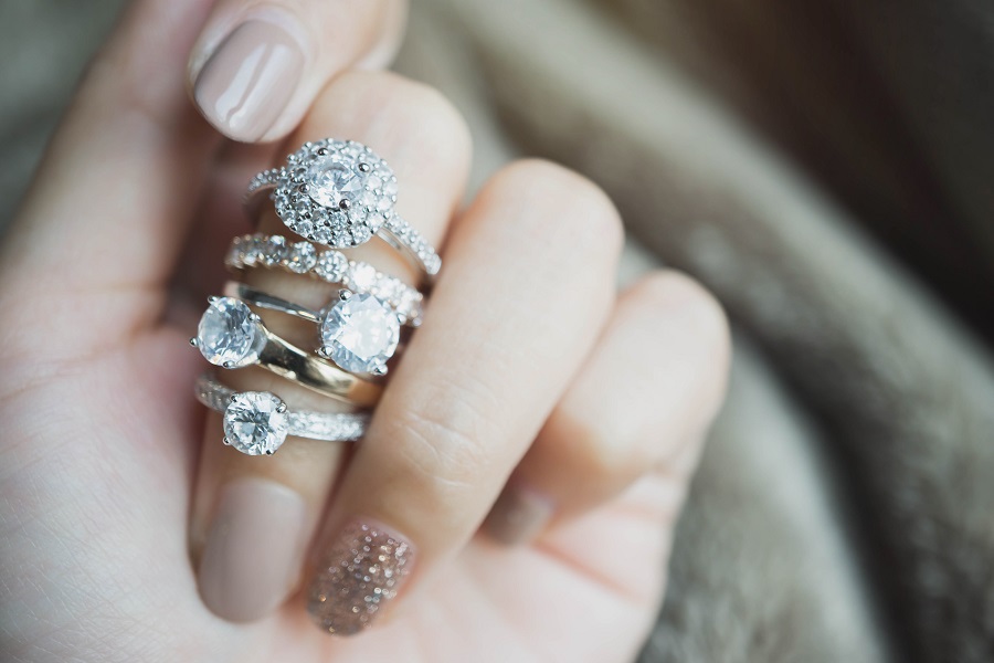 custom jewellery hervey bay qld – jewellery designer – repair and restoration – handmade antique wedding engagement rings hervey bay